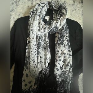 Elegant Black White and Blue Animal Print Scarf